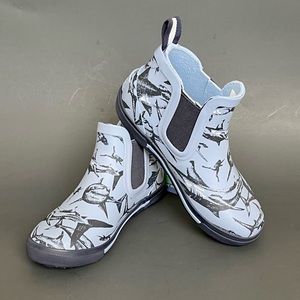 Joules Boys Rain Ankle Boots Shark Pattern Light Blue Navy Blue NWB Size 12